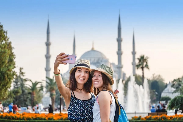 Turizmde ilk yarının karnesi: Türkiye 21 milyonun üzerinde yabancı ziyaretçi aldı
