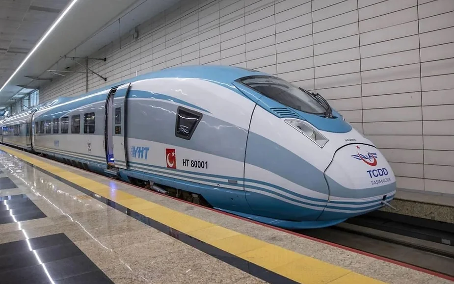 Yüksek Hızlı Tren fiyatlarına yüzde 25,6 oranında zam yapıldı