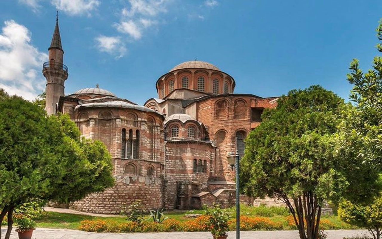 “Kariye Camii Cuma günleri dışında hem ziyaret hem de ibadete açık olacak”