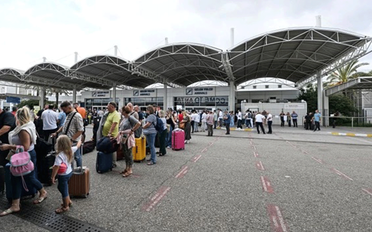 Antalya’da 9 ayda hizmet verilen yolcu sayısı 32 milyona dayandı
