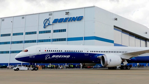 Boeing’in teklifini kabul eden işçiler greve son verdi