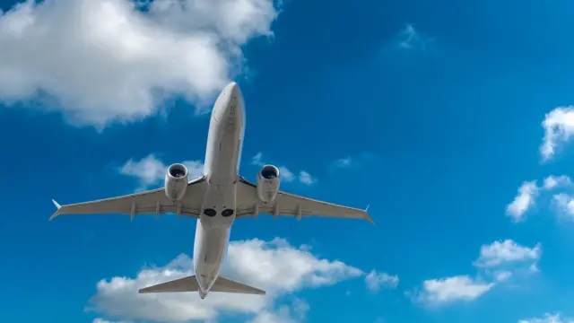 Havacılık şirketi 2 binden fazla kişiyi işten çıkaracak