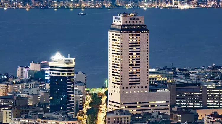 Eski İzmir Hilton’da hisse devri!