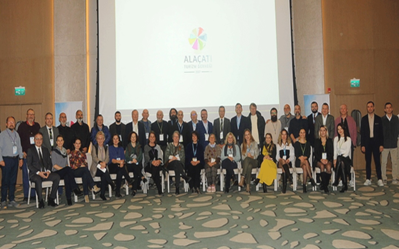 Alaçatılı turizmciler 2024 sezonu değerlendirmesinde buluştu