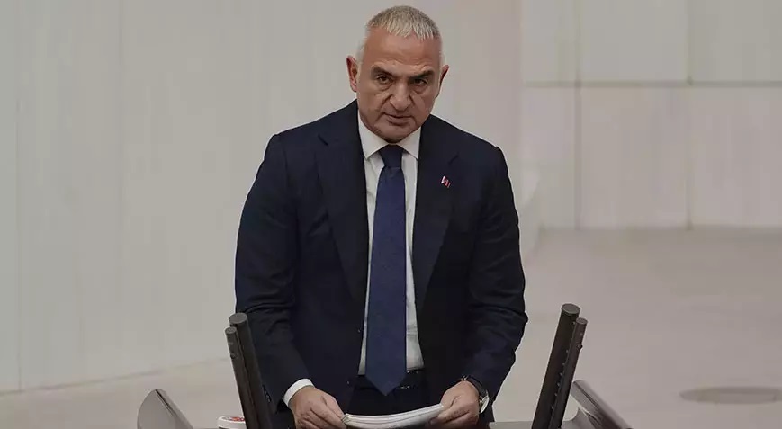 Bakan Ersoy : Turizm gelirimiz 47 milyar dolara yükseldi