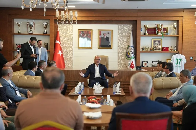 Ersoy: Hedef Serik’te turizmi 12 aya yaymak