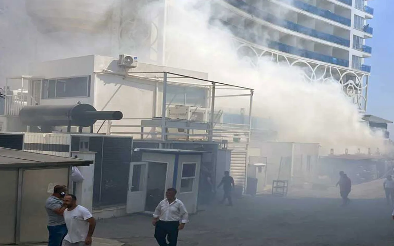 Alanya’da 5 yıldızlı otelin geri dönüşüm deposunda yangın