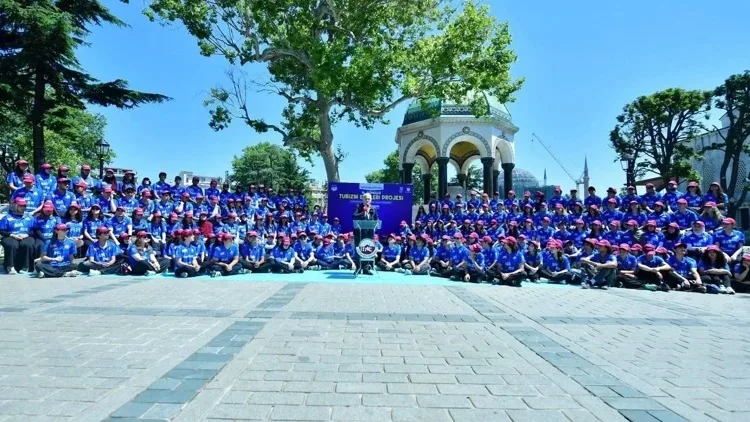 Fatih’te 330 gönüllü turizm elçisi sahaya çıktı