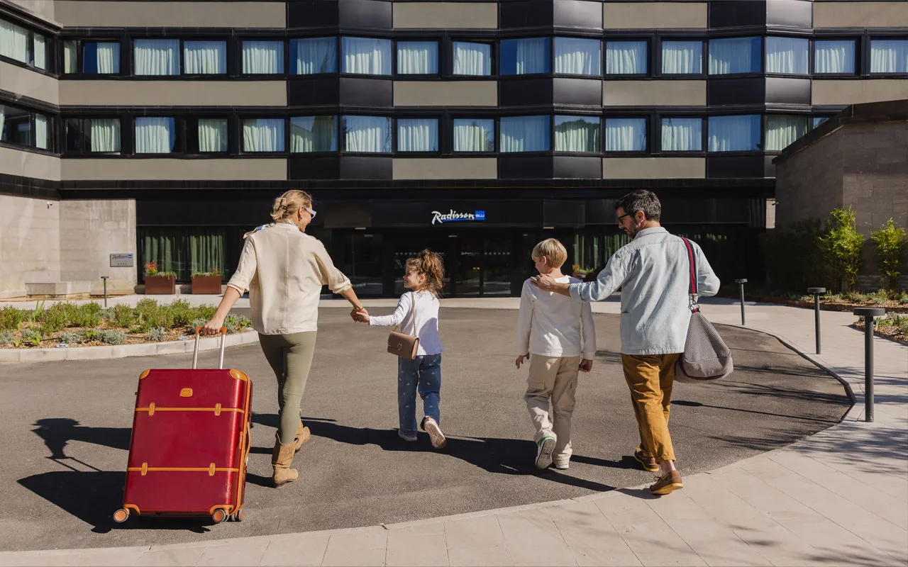 Radisson’dan yapay zekâ destekli anlık fiyat eşleştirme