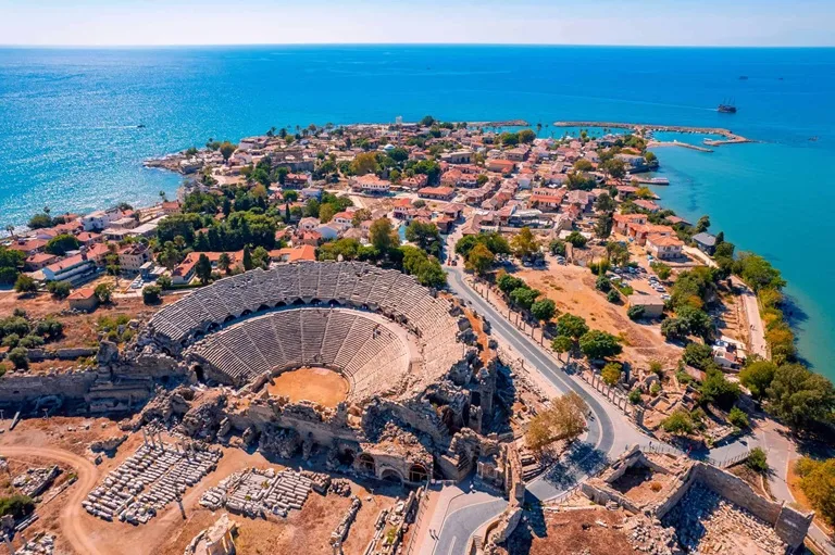 Manavgat’ta Turizm Rekoru Yolda: Yatırımcılar İçin 2030 Rotası Çizildi