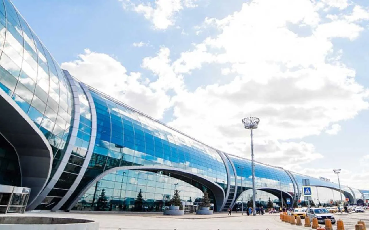 Domodedovo Havalimanı’nı Rakibi Yarı Fiyatına Satın Aldı