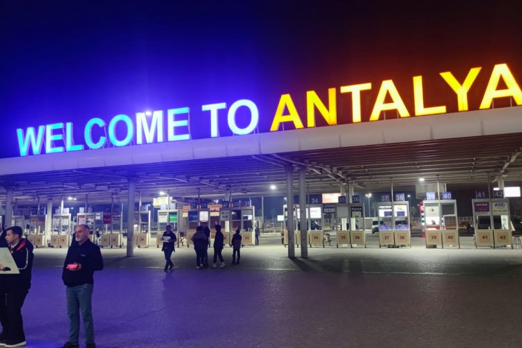 ANTALYA’NIN 9 AYLIK TURİZM VERİLERİ AÇIKLANDI: YABANCI ZİYARETÇİ SAYISI 12,4 MİLYONA ULAŞTI