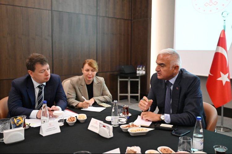 TÜRKİYE-RUSYA HATTINDA HEDEF: DAHA FAZLA UÇUŞ, DAHA GÜÇLÜ TURİZM