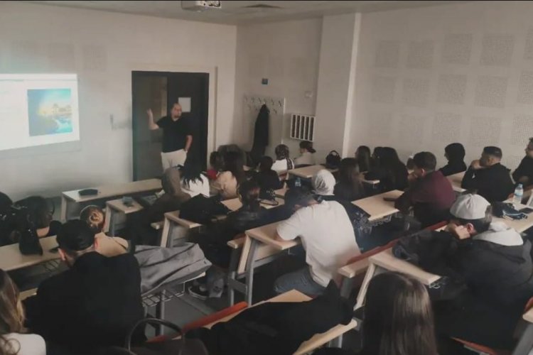 POYD VE SÜLEYMAN DEMİREL ÜNİVERSİTESİ İŞ BİRLİĞİYLE 'KARİYER PLANLAMA VE KİŞİSEL GELİŞİM' DERSİ GERÇEKLEŞTİRİLDİ