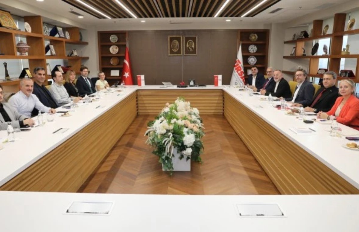 TÜRSAB ve İBB'den 'Turizm Ulaşımı Zirvesi'