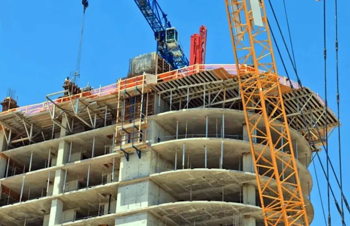 Akdeniz'in kalbinde 486 Milyonluk lüks yatırım