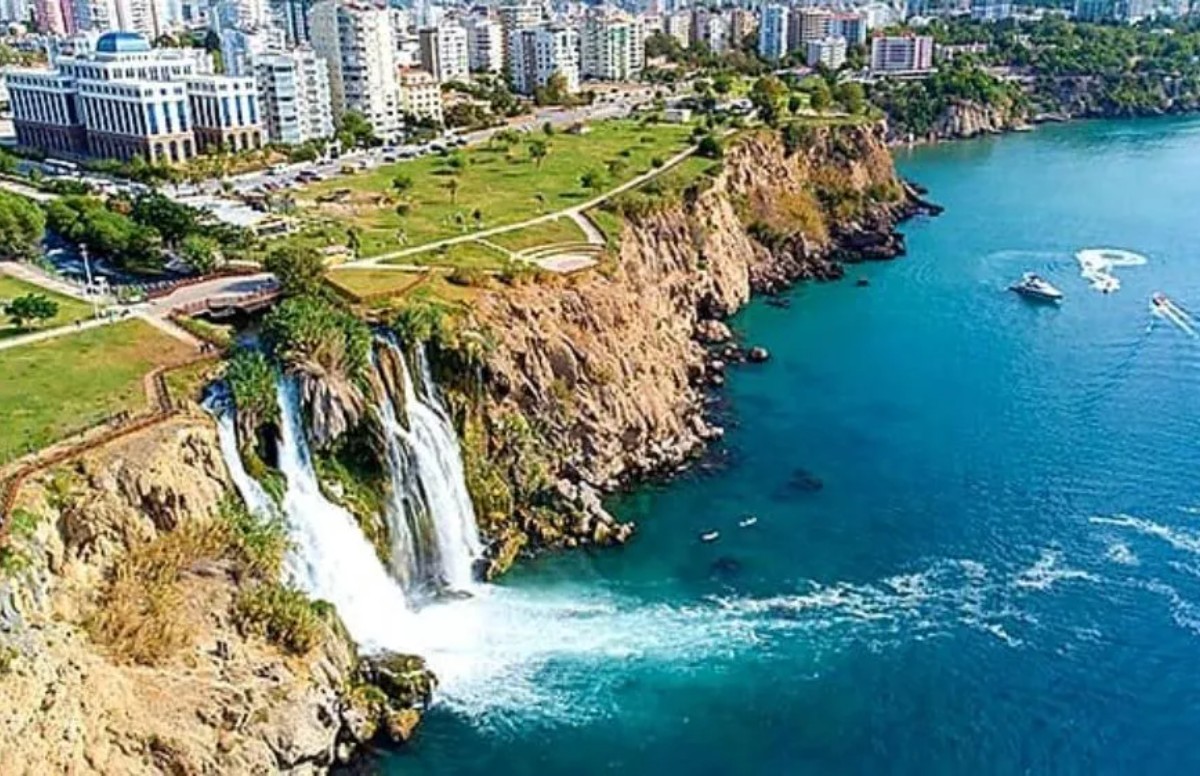 Belediyeden onay aldı... Antalya'da falezlere otel geliyor