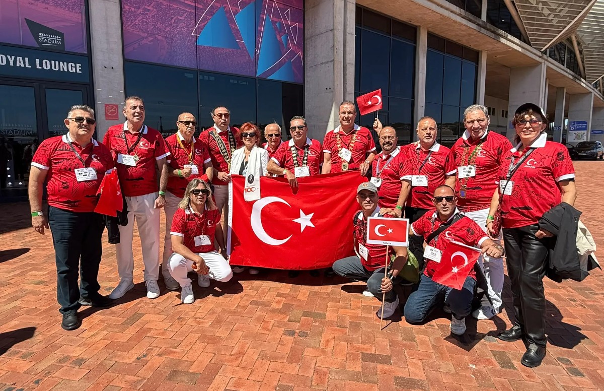 İzmirli turizmcilerden Güney Afrika çıkarması... 21 bölgede İzmir tanıtımı