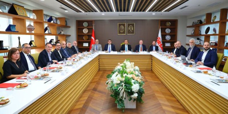TÜRSAB: Tur Operatörleri ve Seyahat Acentaları Eşit Şartlarda Rekabet Etmek İstiyor