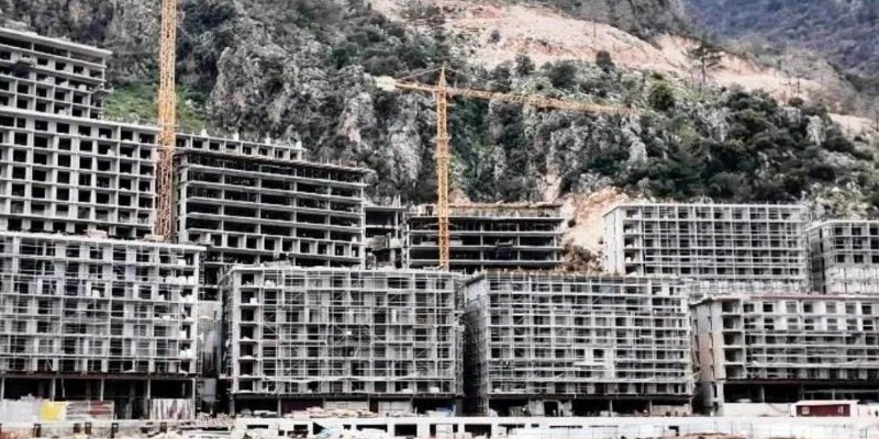 Sinpaş/Kızılbük GYO Projesinde Yeni Gelişme: Eski Marmaris Belediye Yönetimi Hakkında Ön İnceleme Yolu Açıldı