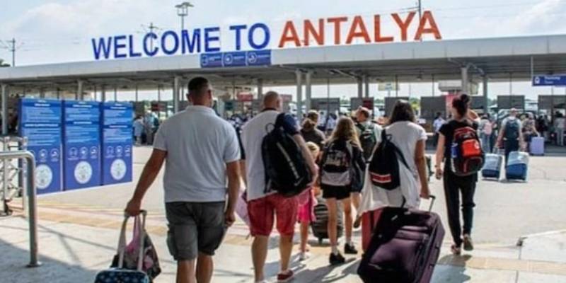 Ziyaretçi sayısındaki düşüş eğilimi sürüyor... Dört ayda kaç kişi geldi?