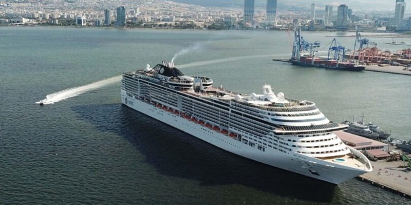 İzmir Alsancak Limanı 2029’a Kadar Kruvaziyer Gemilerine Kapanıyor
