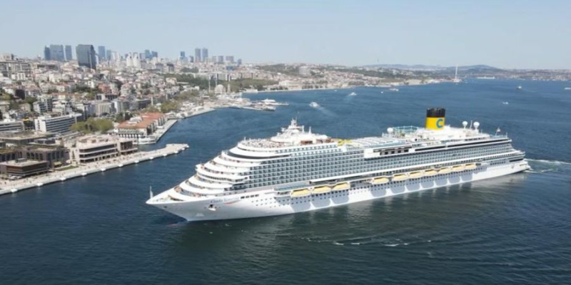 ‘Yüzen Venedik’ Costa Venezia İstanbul’da 