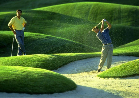 Güneş enerjisiyle gece golf planı