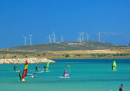 Alaçatı'da gençlik kampı, spor turizmine hizmet edecek