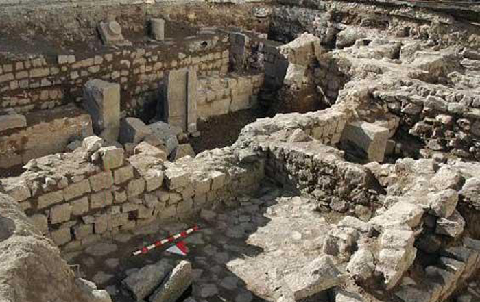 1600 yıllık kilise kalıntısının üzerine türbe ve mescit yapılıyor