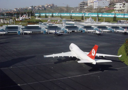 Musa Alioğlu soruyor: Bu uçaklar neden hep geç kalkıyor?