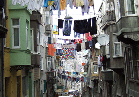 İSTANBUL'UN YENİ ÇEKİM MERKEZİ;  TARLABAŞI