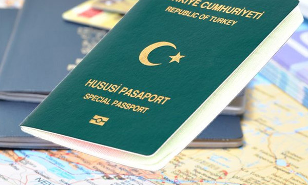 Yurt dışına çıkacak memurların belge zorunluluğu kaldırıldı