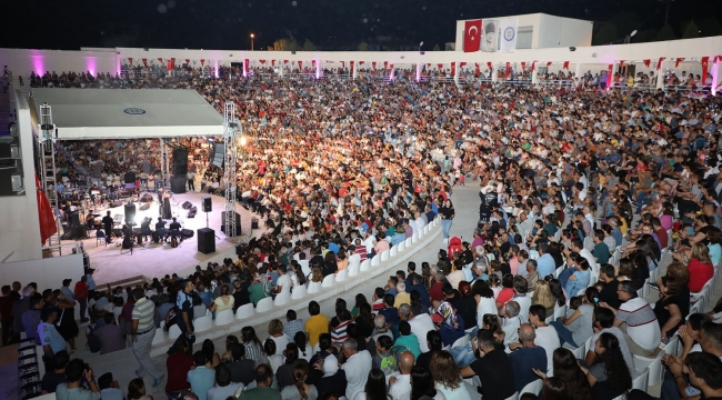 Zurna Festivali'ni 200 bin kişi izledi