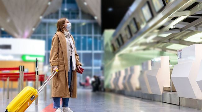 Yurt dışına gidecek turistlere "aşı şartı" 