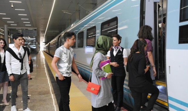 11 ayda 256,4 milyon yolcu demir yolunu tercih etti