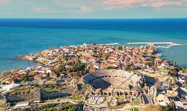 Turizmde sezon uzadı, çalışan konutu ihtiyacı büyüdü