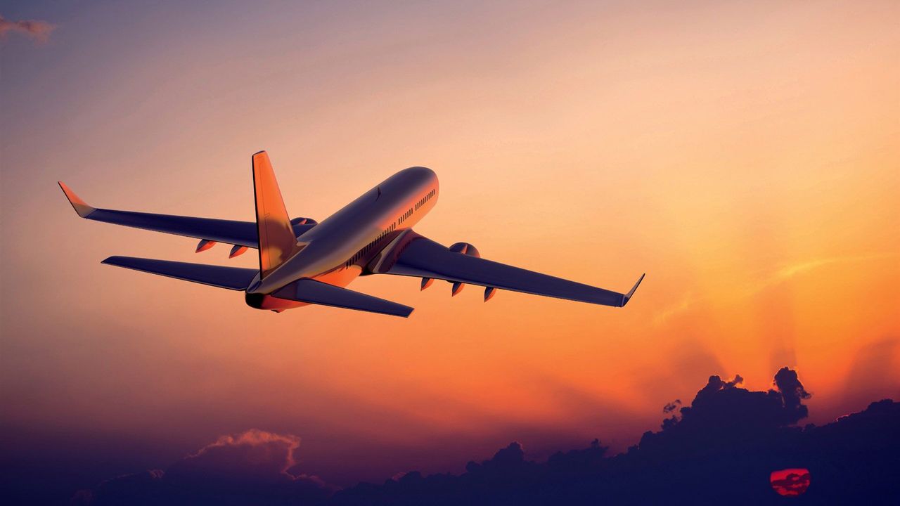 Antalya ve Alanya rotalarına yakıt ve kapasite darbesi