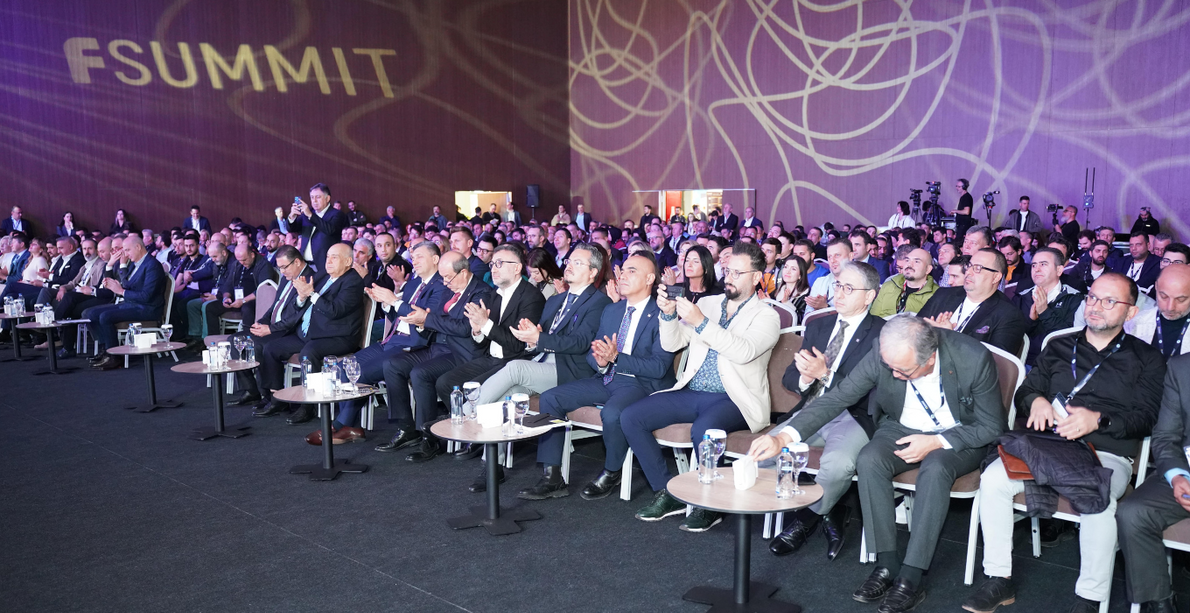 ZEYNEP ÇELİK SEVİNÇLİ, SİDE CROWN HOTELS’TE