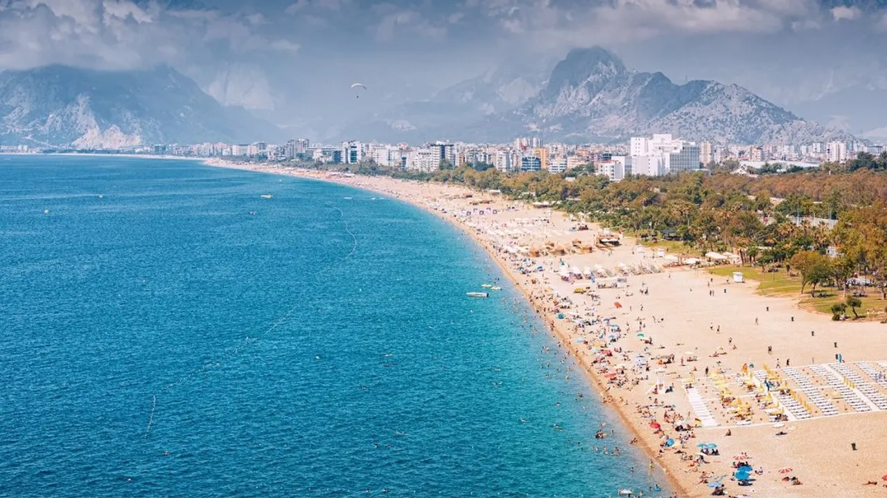 ANTALYA, AVRUPA’NIN EN EĞLENCELİ SAHİL DESTİNASYONLARI LİSTESİNDE