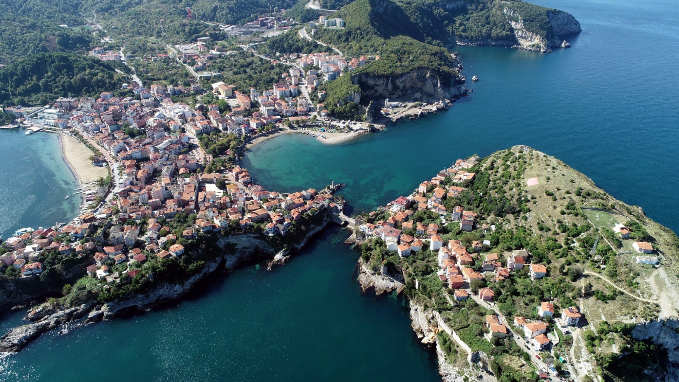 AMASRA’YA NÜFUSUNUN 152 KATI TURİST GELDİ