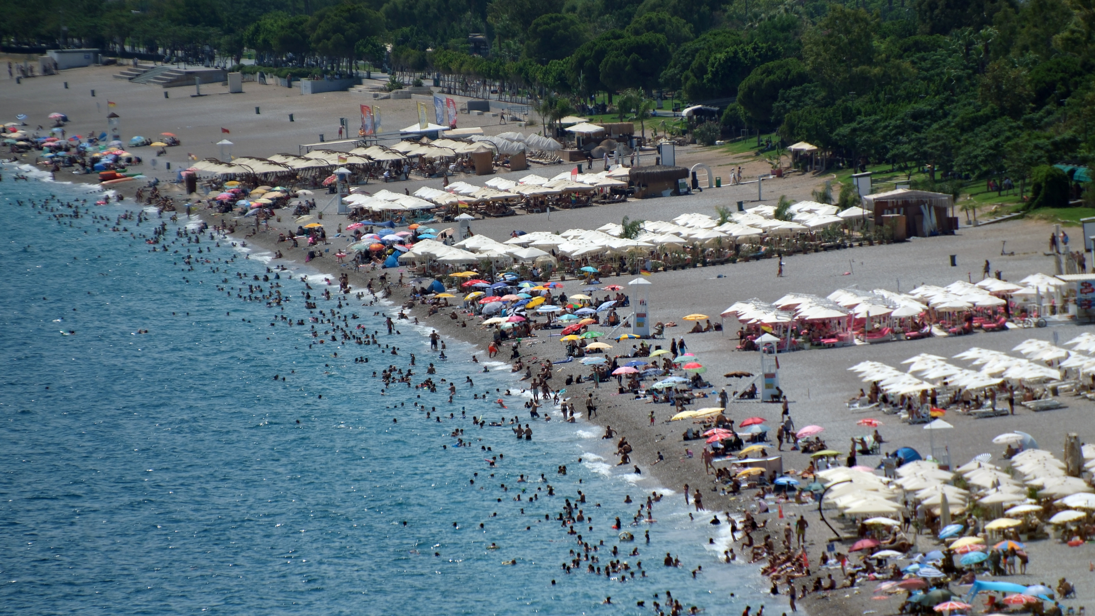 ANTALYA TURİZMİNDE SON DURUM: YILIN İLK 8 AYINDA 11 MİLYON TURİST