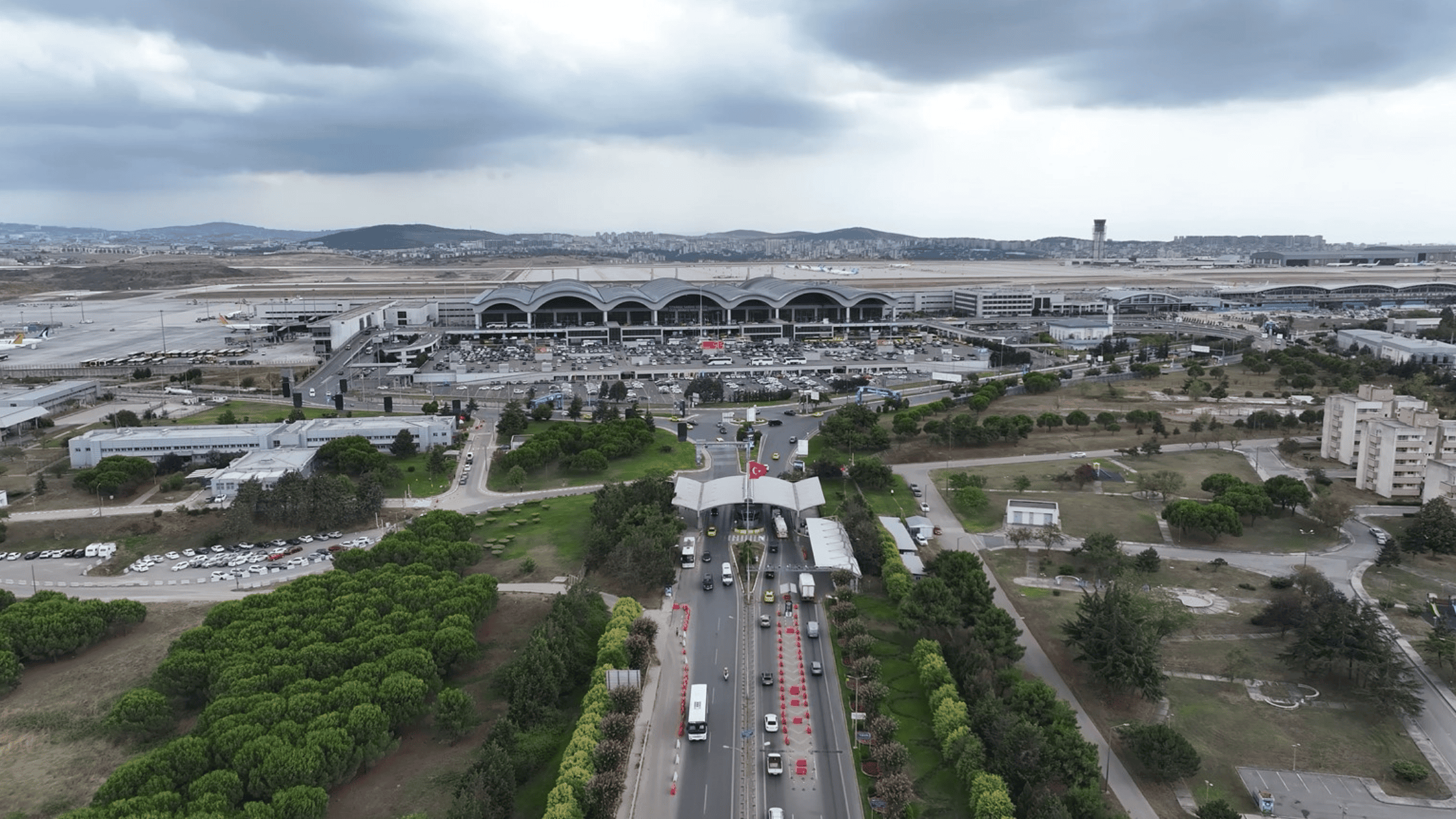 SABİHA GÖKÇEN’DE TARİHİ REKOR: 2026’NIN İLK 8 AYINDA 33,4 MİLYON YOLCU