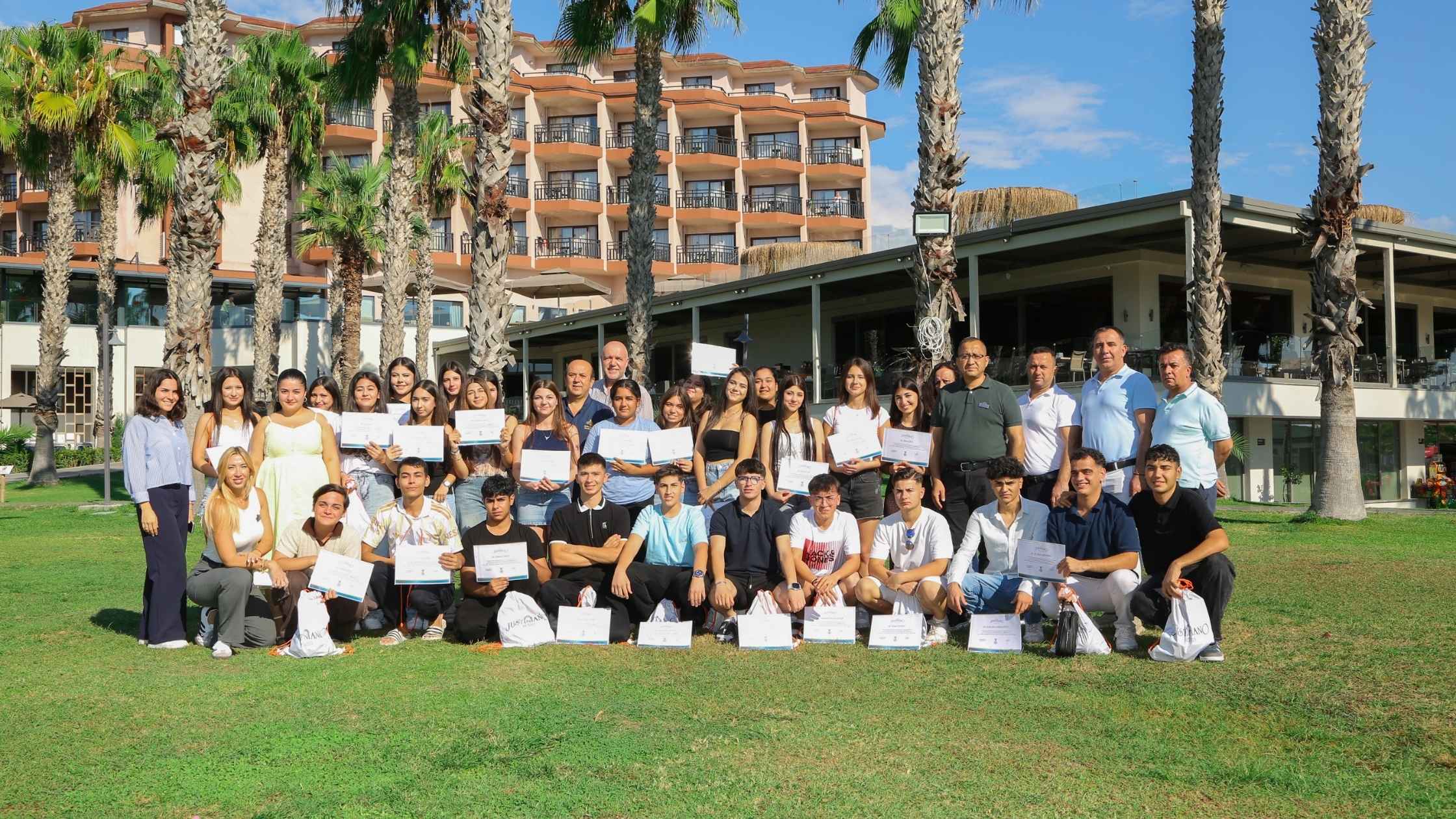 JUSTINIANO HOTELS’TE STAJINI TAMAMLAYAN ÖĞRENCİLERE ÖZEL TEŞEKKÜR
