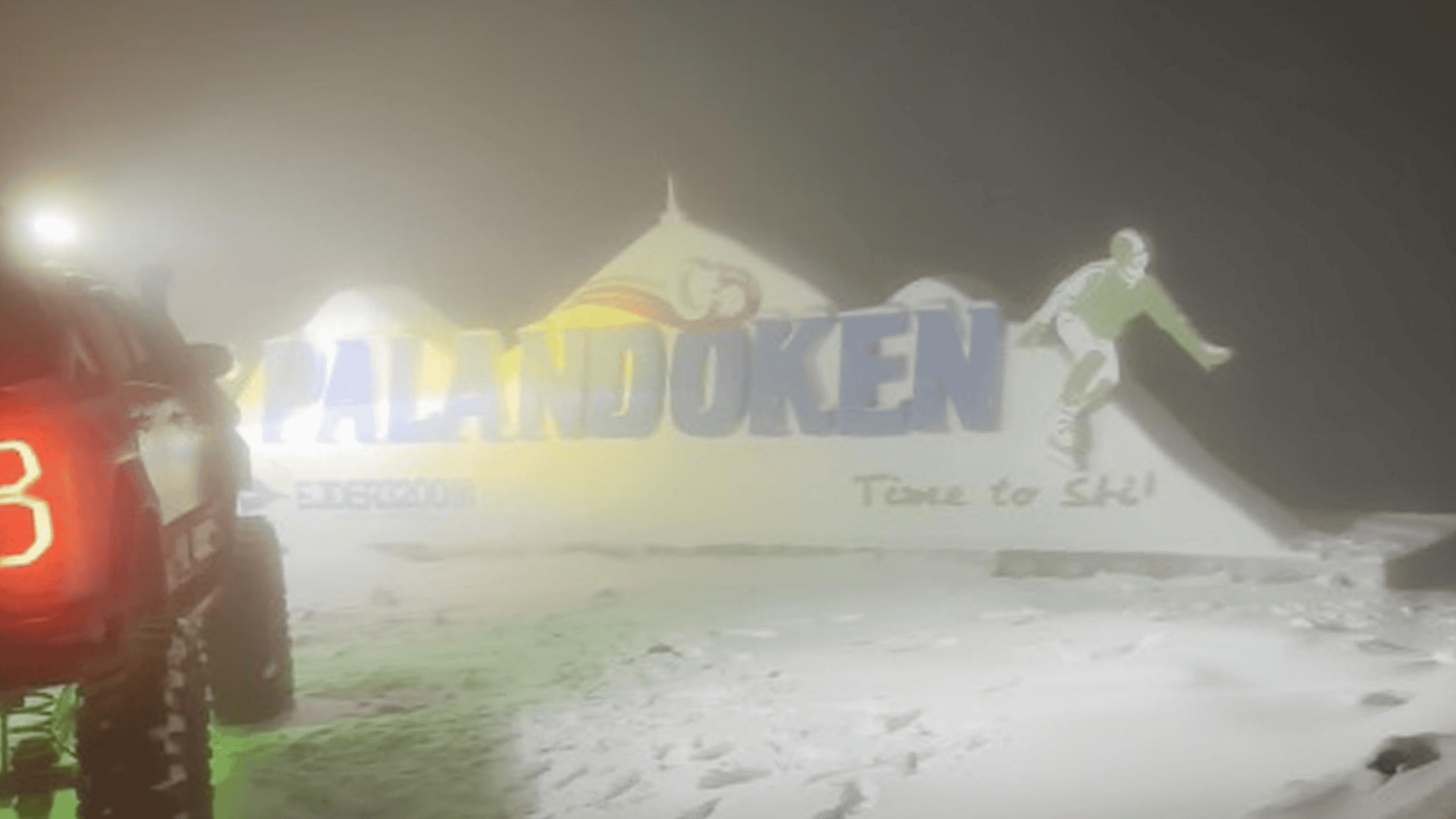 PALANDÖKEN’E SEZONUN İLK KARI DÜŞTÜ