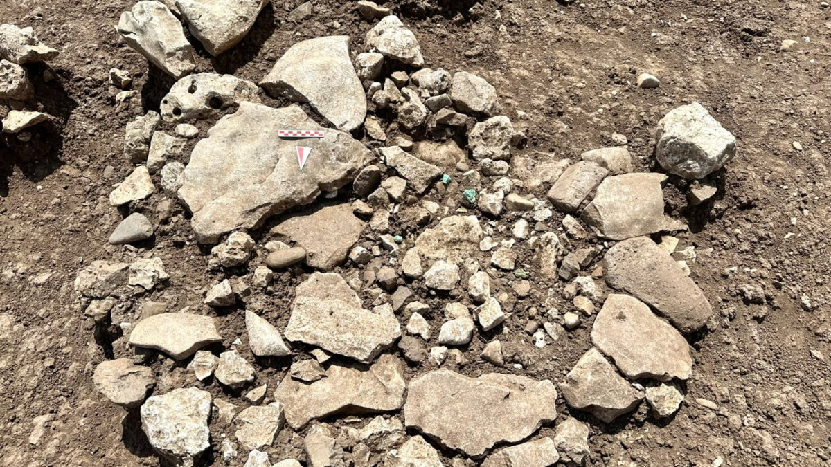 Diyarbakır'da 9 bin yıllık madencilik işliği gün yüzüne çıkarıldı