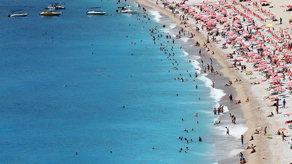 Antalya'da turist sayısı eylülün ilk haftasında 12 milyona ulaştı