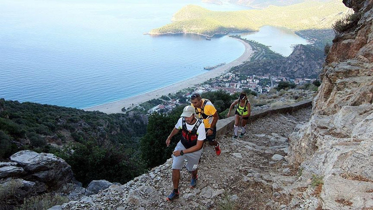 Antalya'nın tarihi yürüyüş rotaları yenileniyor