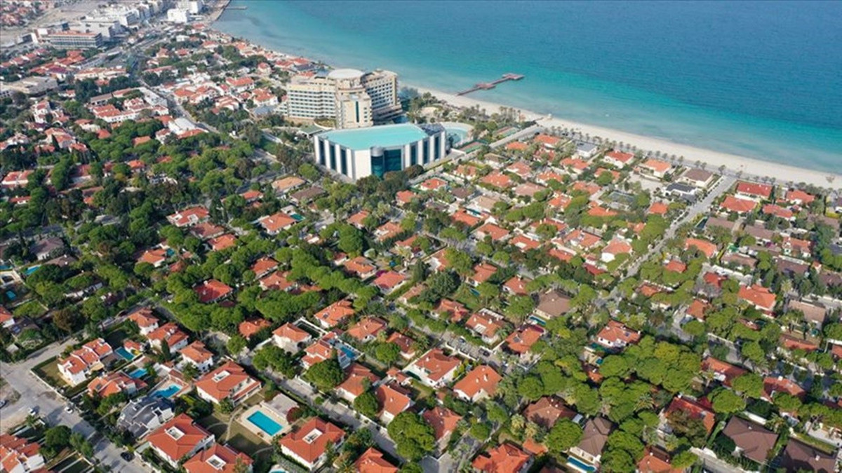 Yerli turistlere uyarı: Otellerde dış pazardan rezervasyonlar yoğun şekilde devam ediyor