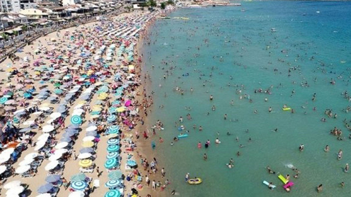 2022 yılında turizm gelirleri bir önceki yıla göre  yüzde 53,4 arttı